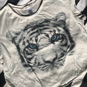 White tiger crop top